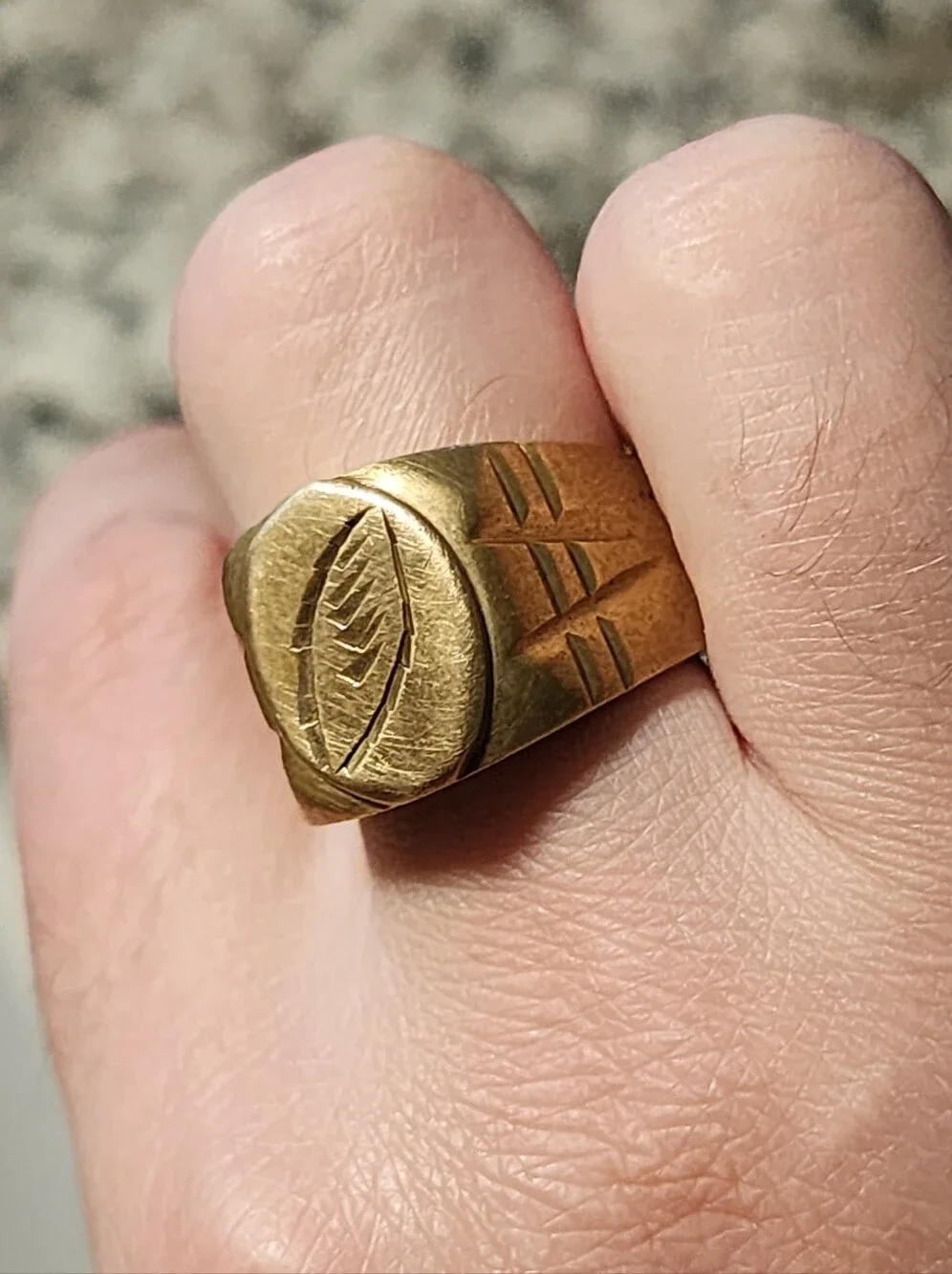 Fashion/Costume Jewelry Ring